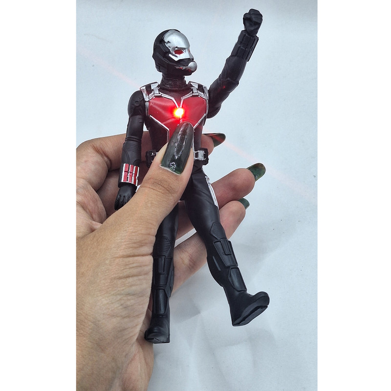 فیگور ناب سل مدل مرد مورچه کد 01