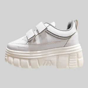 کفش روزمره زنانه مدل فشن لژدار باغ