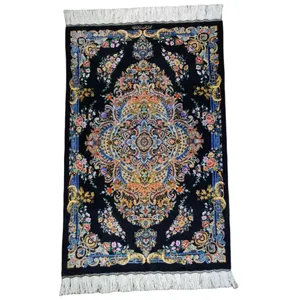 فرش دستباف یک متری مدل قم طرح ترنجی کد 1456