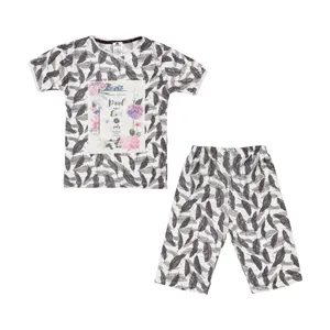 ست تی شرت آستین کوتاه و شلوارک دخترانه کیکی رایکی مدل KBB06345-094