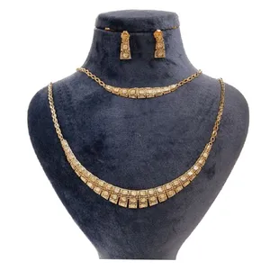 نیم ست طلا 18 عیار زنانه گالری یارطلا مدل تراش ملانیا کد SR161-G