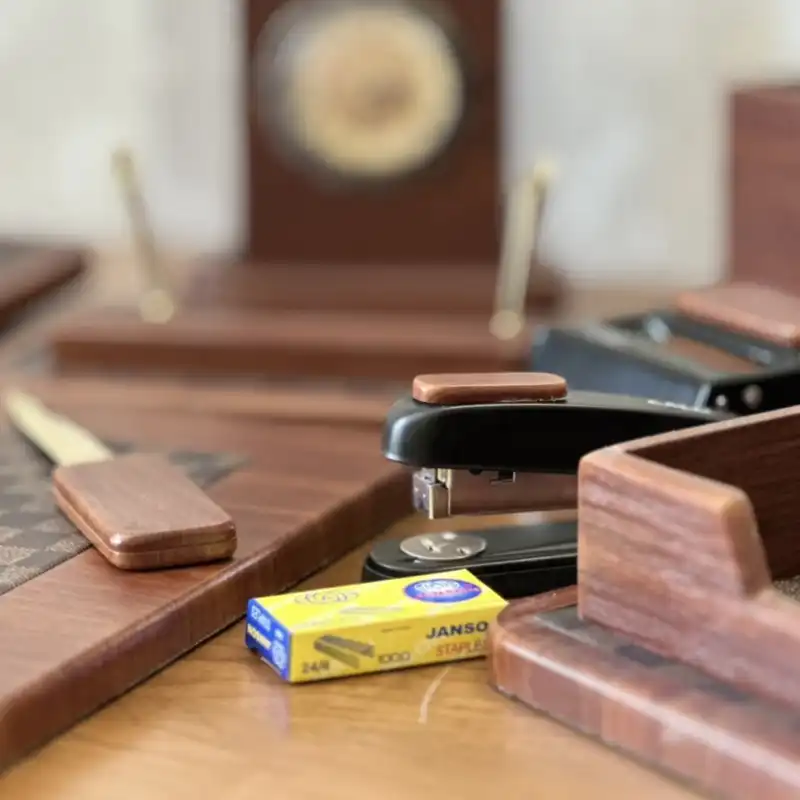 ست لوازم اداری رومیزی مدل 914-office مجموعه 14 عددی