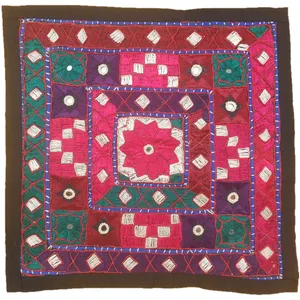 رومیزی سوزن دوزی مدل عسلی کد SOO76