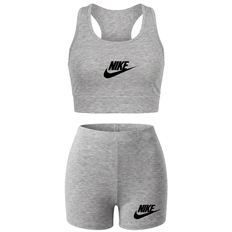 ست نیم‌تنه و شلوارک ورزشی زنانه مدل 11