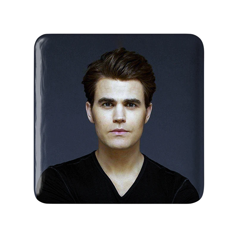 مگنت خندالو طرح استفان سالواتوره خاطرات یک خون آشام The Vampire Diaries  مدل مربعی کد 20271