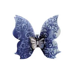 آویز گردنبند طلا 18 عیار زنانه مدل  پروانه کد SN1247