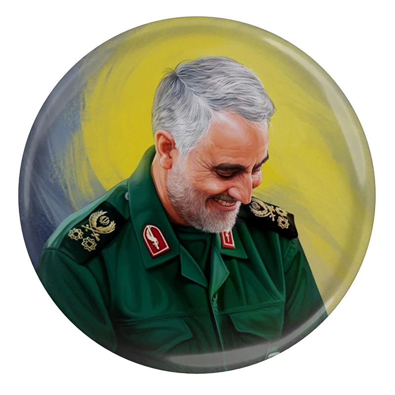 مگنت مدل S12589 طرح نقاشی سردار شهید حاج قاسم سلیمانی