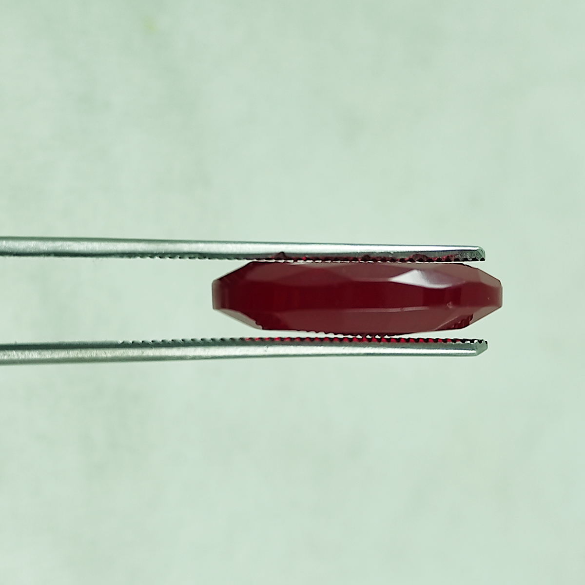 سنگ یاقوت سلین کالا مدل بیضی کد Pc1-4