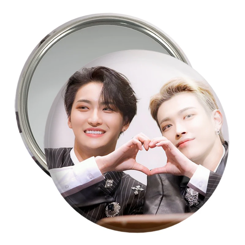 آینه جیبی خندالو مدل گروه ایتیز ATEEZ  کد 21300