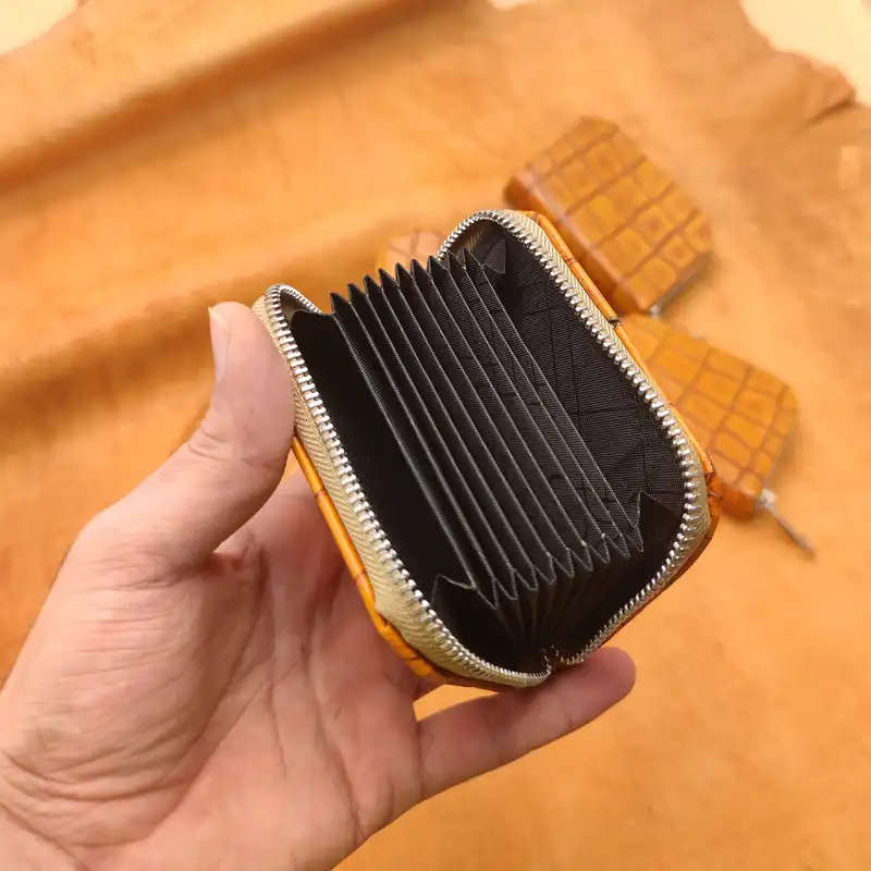 جاکارتی مدل آکاردیونی A-01