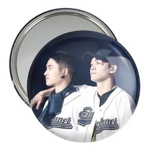 آینه جیبی خندالو مدل گروه اکسو EXO  کد 13579