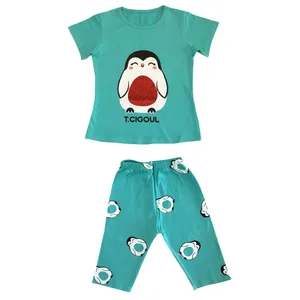 ست تی شرت و شلوارک دخترانه مدل DP2120