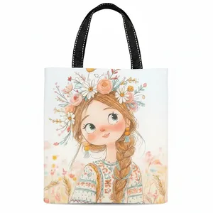 ساک لوازم کودک و نوزاد مدل دختری در مزرعه