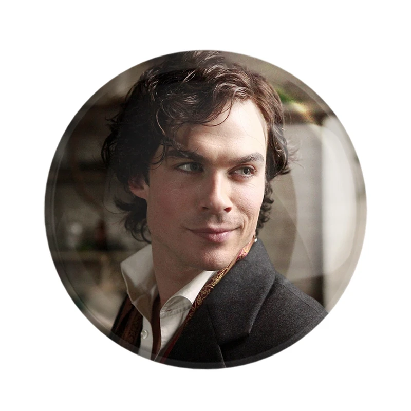 مگنت خندالو مدل دیمون سالواتوره خاطرات یک خون آشام  The Vampire Diaries  کد 23679