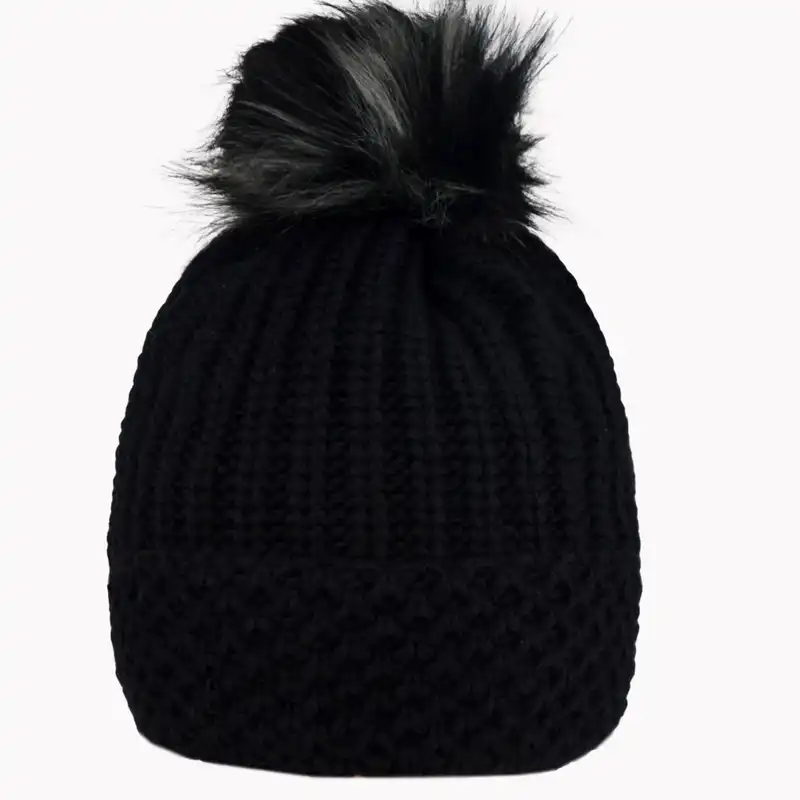 کلاه مدل پوم دار داخل خز