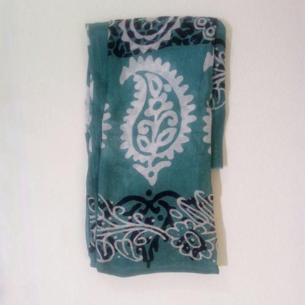 روسری نخی طرح سنتی