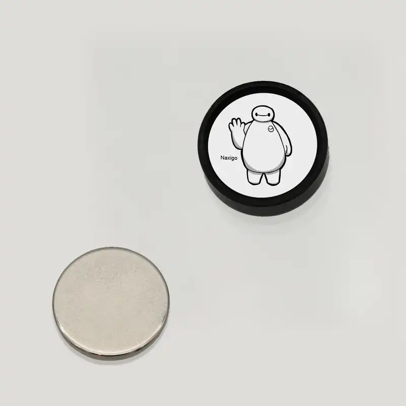 پیرسینگ گوش ناکسیگو مدل شب تاب طرح بیمکس کد PM6572