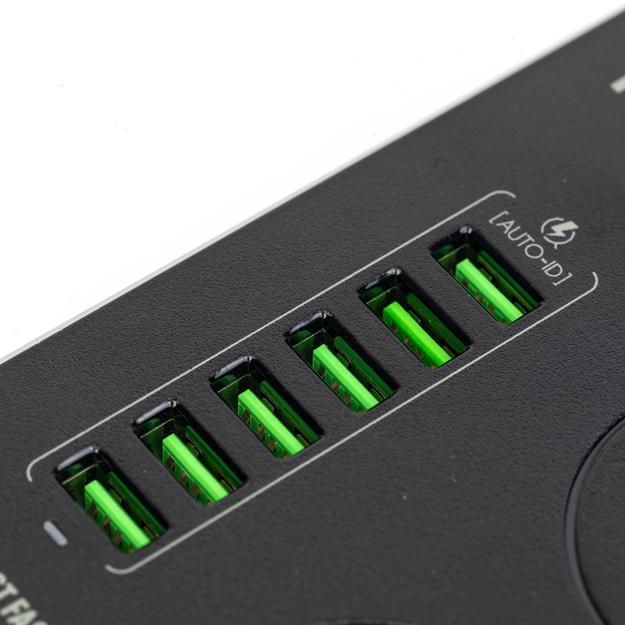 چندراهی برق هیسکا مدل CH-5510 چندراهی برق هیسکا مدل CH-5510