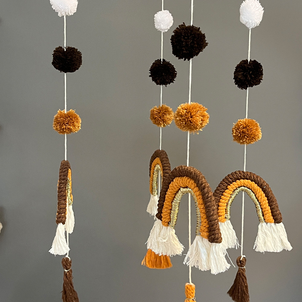 آویز تخت کودک مدل رنگین کمان مکرومه کد 30