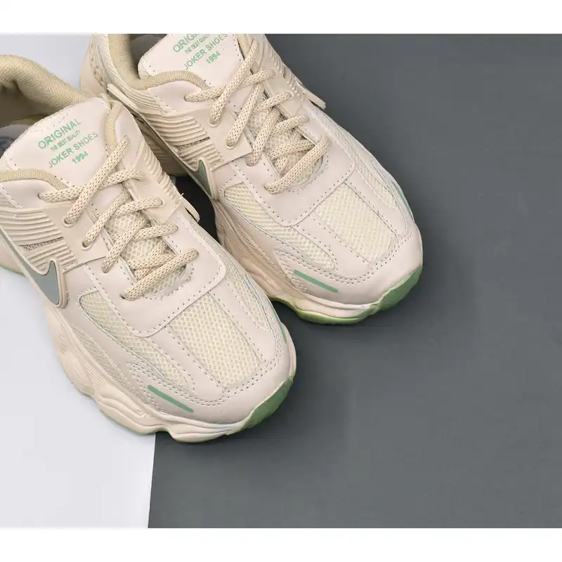 کفش پیاده روی زنانه مدل فشن کد 11289