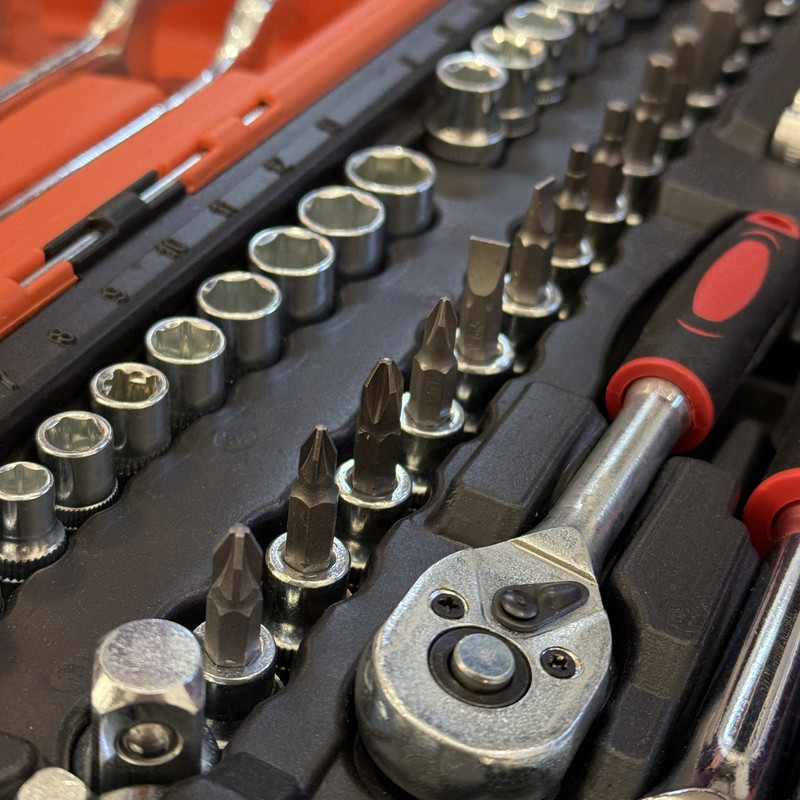 آچار بکس دلیکس کد DL121 مجموعه 121 عددی