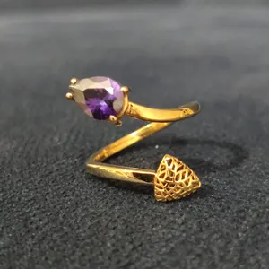  انگشتر طلا 18 عیار زنانه قیراط طرح مثلث کد GH1542