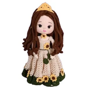 عروسک بافتنی مدل لی لی 