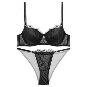 ست شورت و سوتین زنانه نوشه پوش کد 22001 مدل اسفنجی فنردار