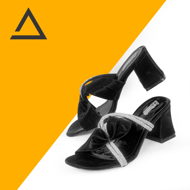 صندل زنانه چرم آراهمراه مدل ARASA10