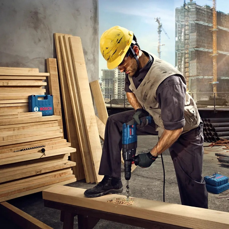 دریل بتن کن بوش مدل GBH 240 F دریل بتن کن بوش مدل GBH 240 F