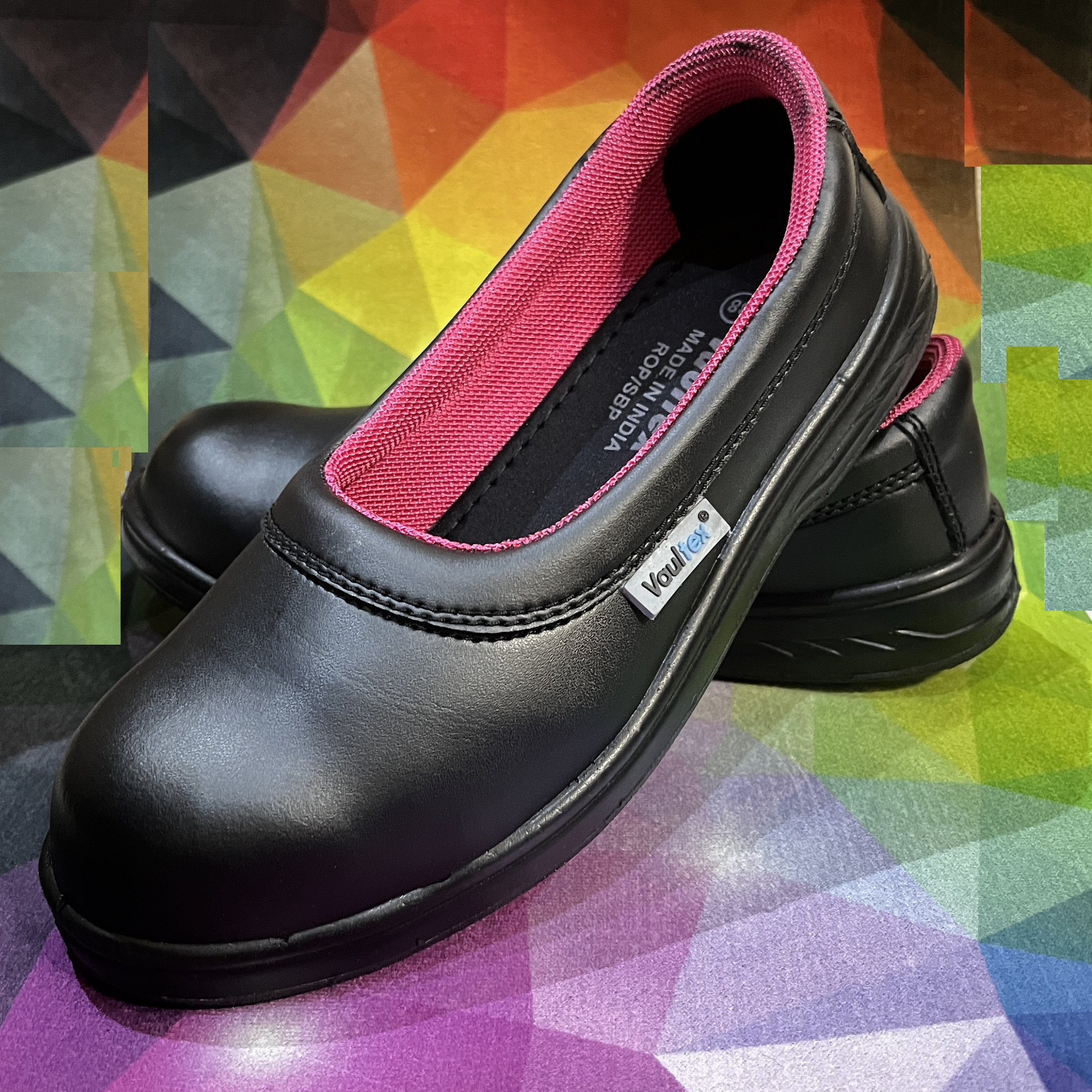 کفش ایمنی ولتکس مدل زنانه کد ROP کفش ایمنی ولتکس مدل زنانه کد ROP