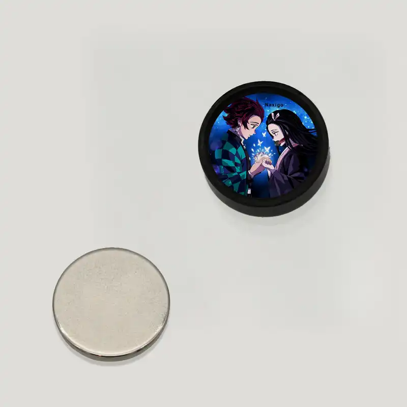 پیرسینگ گوش ناکسیگو مدل شب تاب طرح شیطان کش کد PM6986