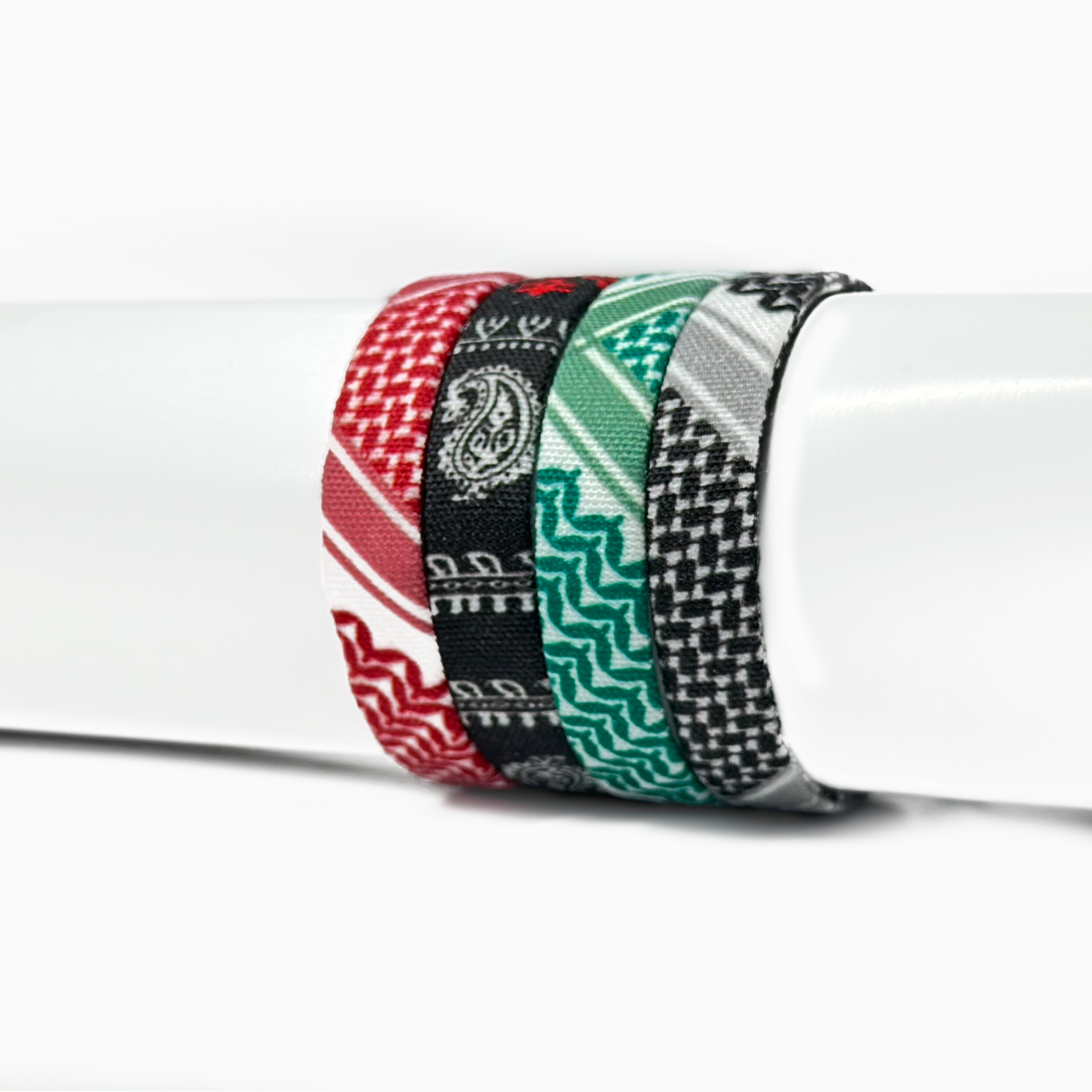 دستبند مدل KRD05 مجموعه 4 عددی دستبند مدل KRD05 مجموعه 4 عددی