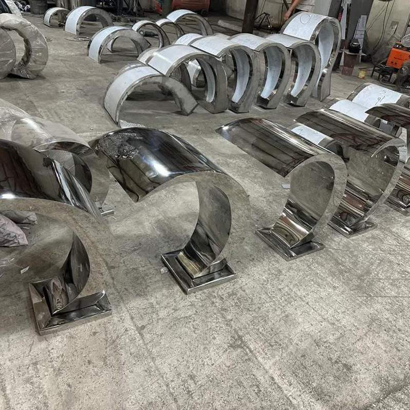 آبنما استخری مدل کرتین قوسی 70×45 استیل آبنما استخری مدل کرتین قوسی 70×45 استیل