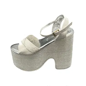 صندل زنانه مدل لمه پاکتی