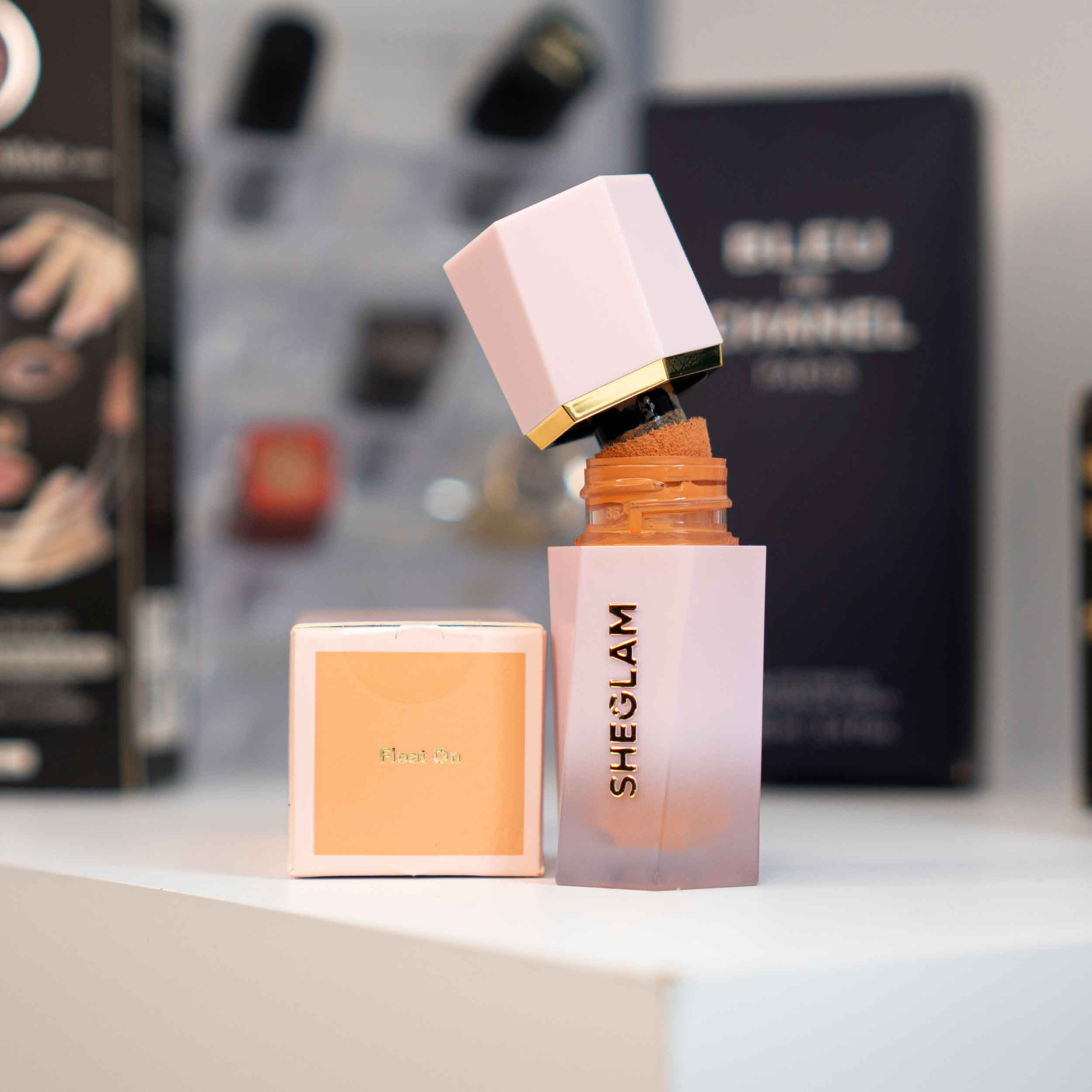 رژگونه مایع شیگلم مدل FloatOn شماره 20