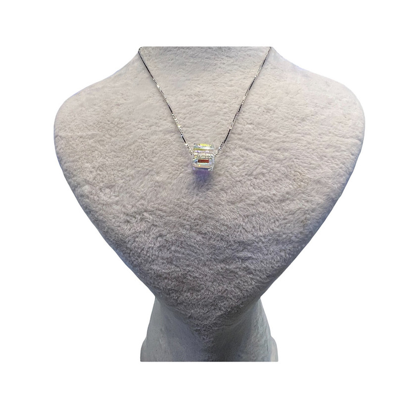 گردنبند دخترانه سواروسکی مدل tiuo Nl