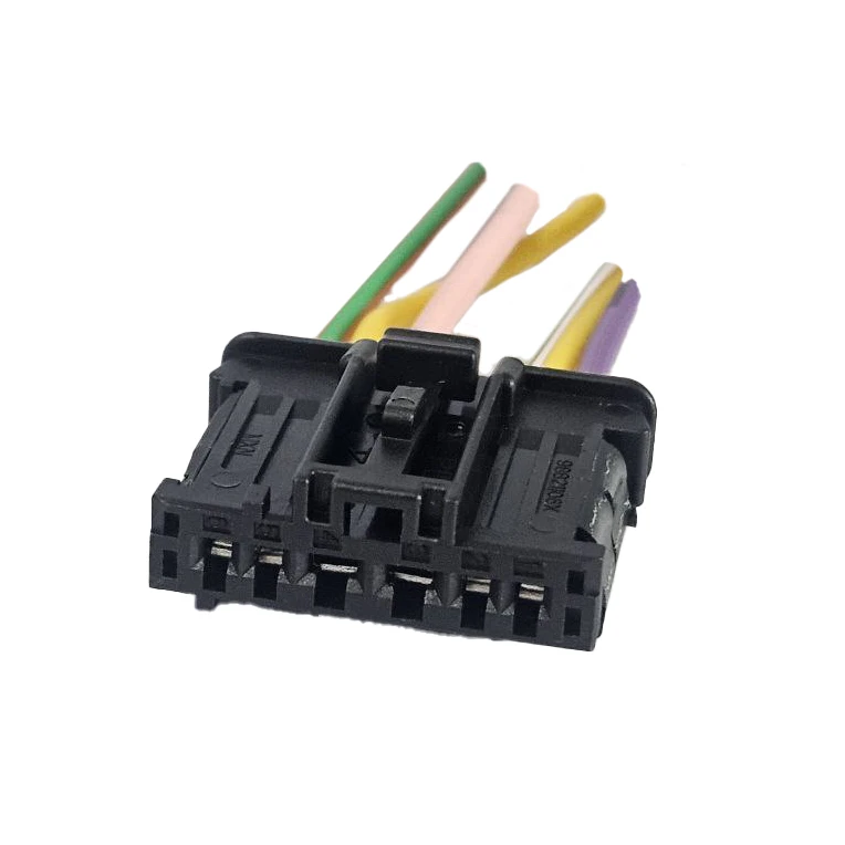 سوکت خطر عقب کد 0047 مناسب برای پژو 206