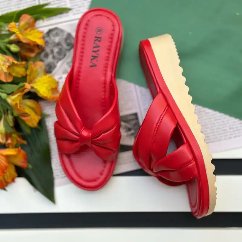 دمپایی زنانه رایکا مدل پریسا