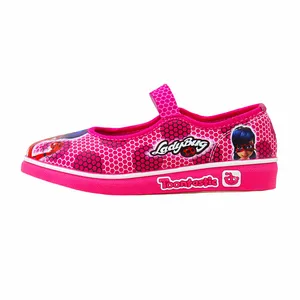 کفش دخترانه طرح دختر کفشدوزکی کد 2