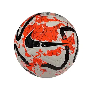 توپ فوتبال مدل پریمیر 2024