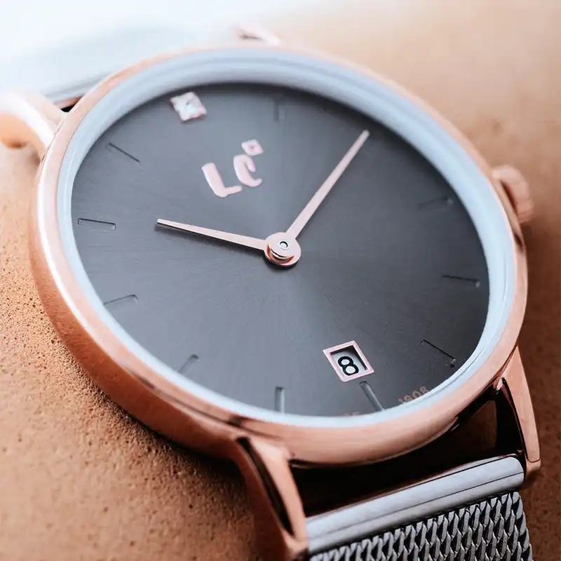 ساعت مچی عقربه ای زنانه لیکانر مدل LC04153L.460