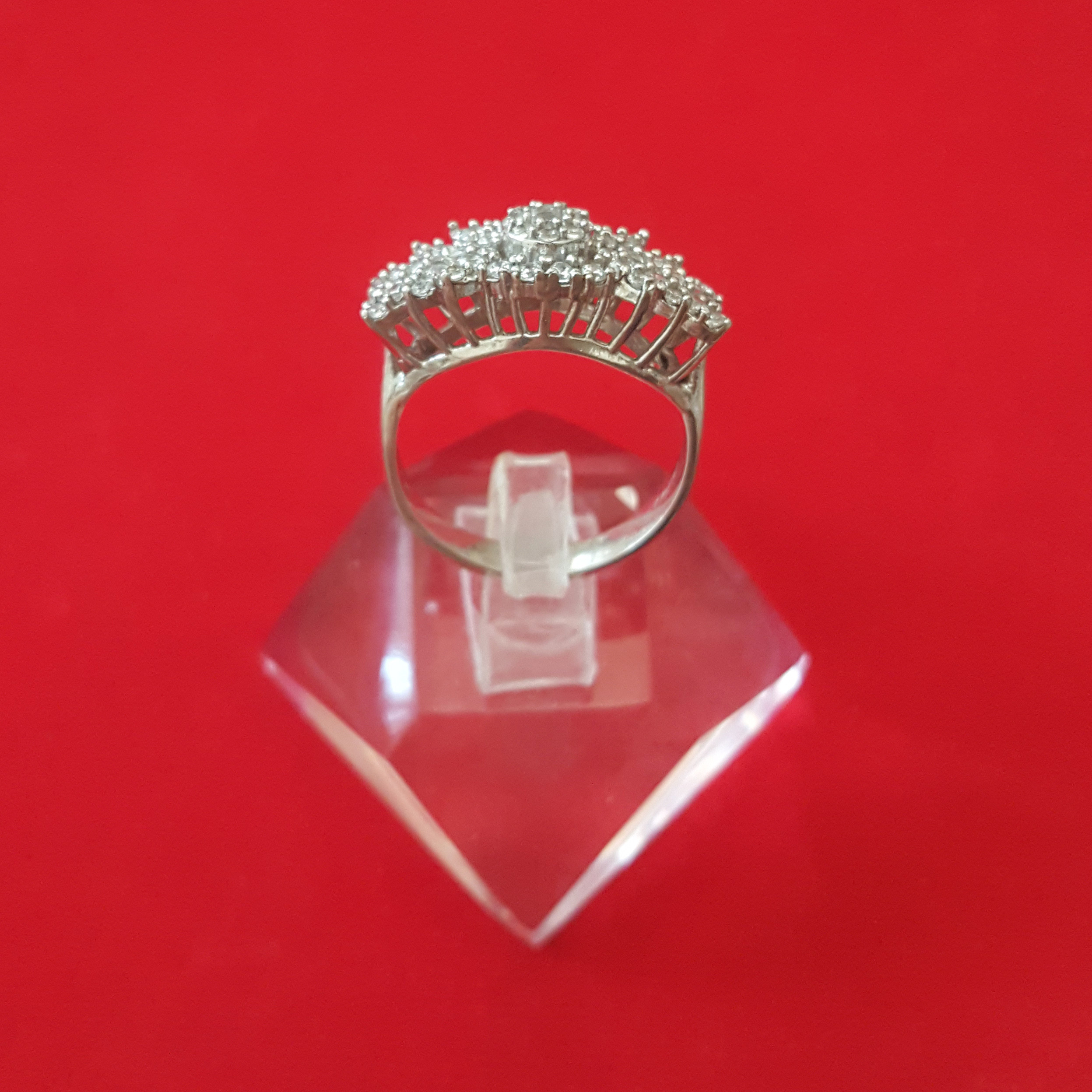 انگشتر نقره زنانه مدل AMT_R069 انگشتر نقره زنانه مدل AMT_R069