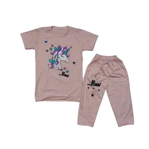 ست تی شرت و شلوارک دخترانه مدل اسب تکشاخ a2