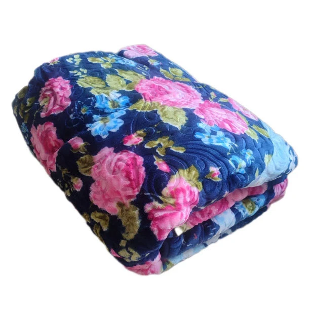 پتو 2 نفر گلبافت مدل گلدار برجسته  سایز 220x240 سانتی‌متر