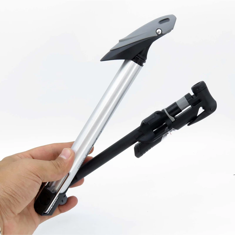 عکس شماره 3 : تلمبه دستی مدل giyo کد 1424 با 140 سی سی حجم هوای تزریقی در هر پمپاژ