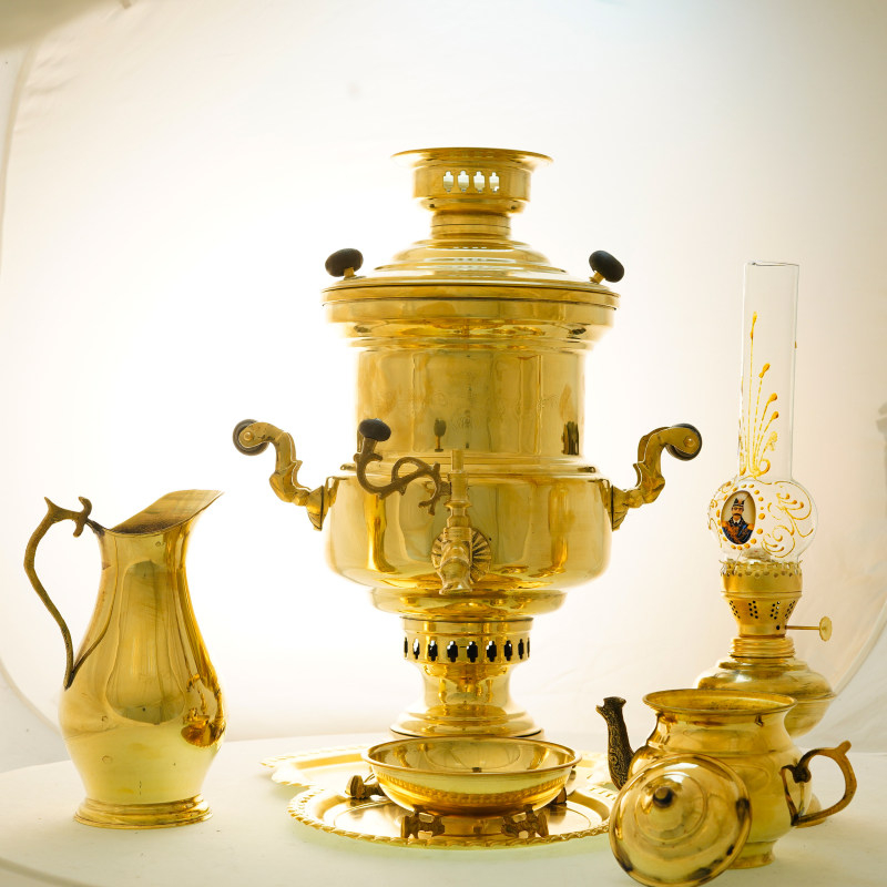 سرویس سماور ذغالی 6 پارچه برنجی مدل استوانه ای کد S_4186