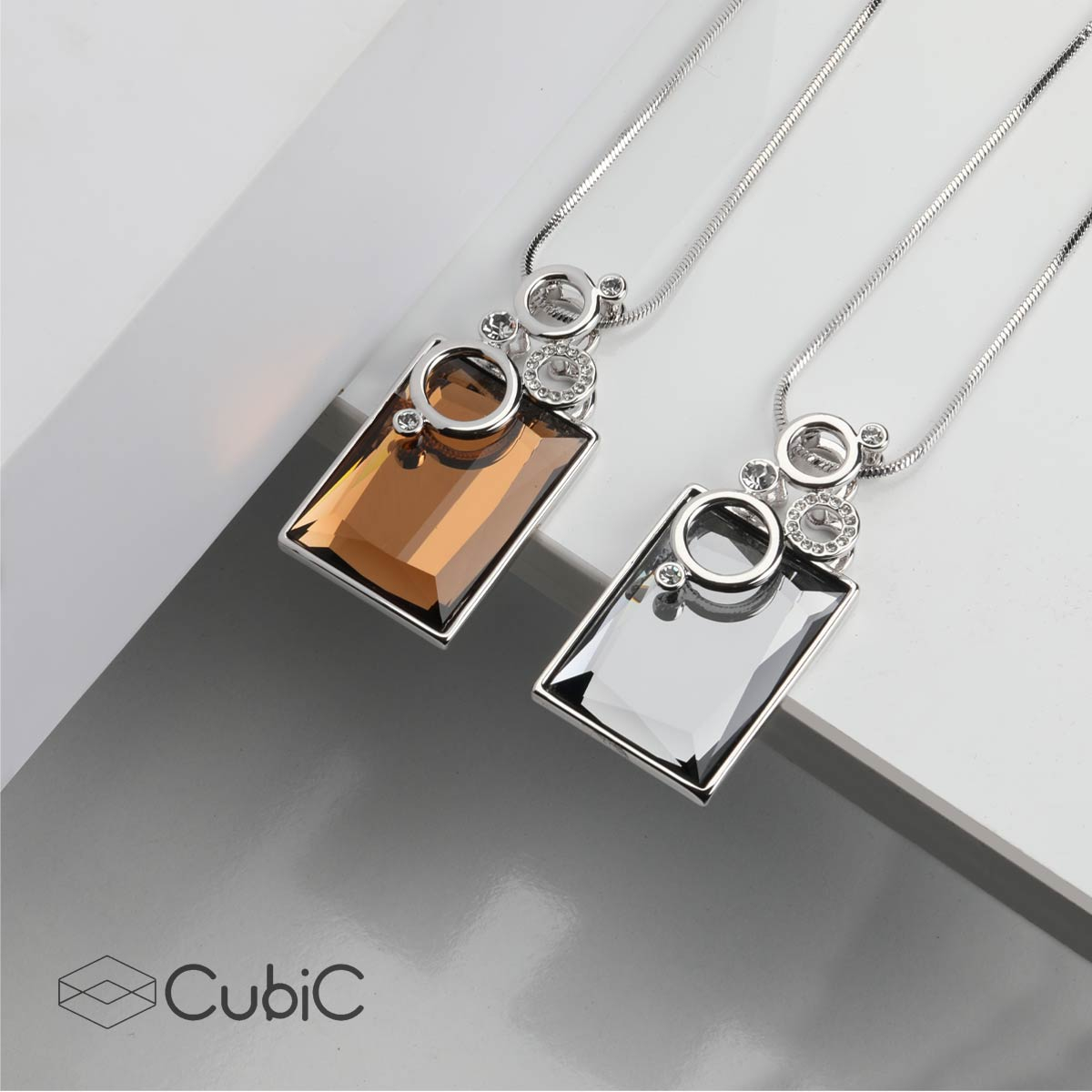 گردنبند زنانه کوبیک مدل QN-70943