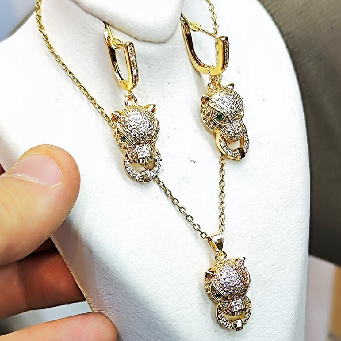 نیم ست زنانه مدل سنگ برلیان کد 1400 نیم ست زنانه مدل سنگ برلیان کد 1400