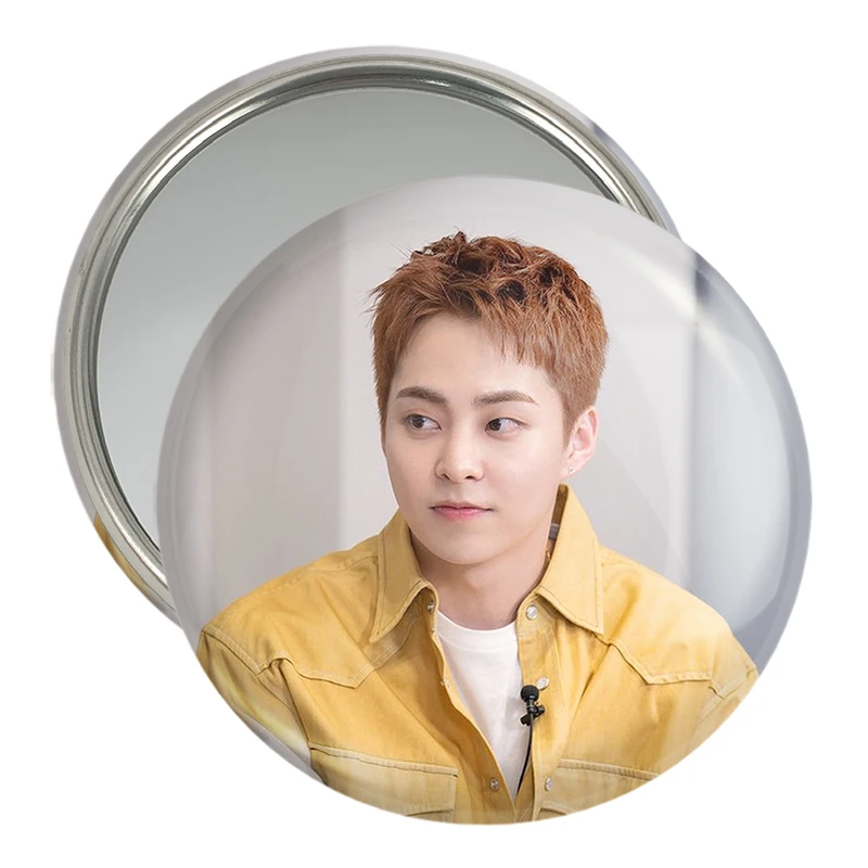 آینه جیبی خندالو مدل شیومین گروه اکسو EXO  کد 16848